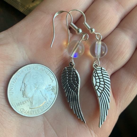 ✨NWT✨ Angel Aura Quarts & Angel Wing Dangle Earrings ✨ ✨Hand Crafted… - Picture 5 of 6